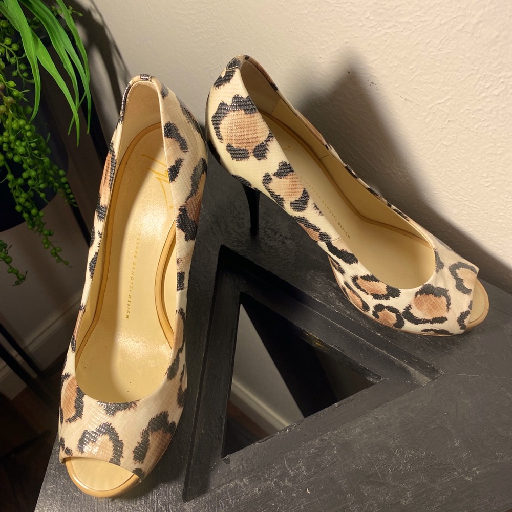 Giuseppe  Zanotti Vero Cuoio Shoes